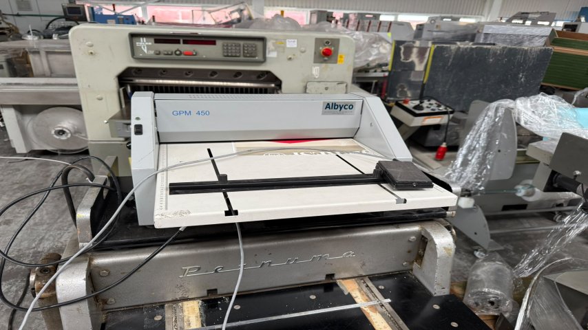 Cyklos , GMP 450. Creasing Maschine